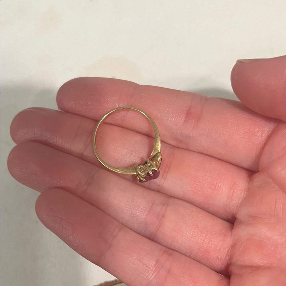 14k solid Gold Ring with diamonds and rubies  - Women's Jewelry - Picture 5 of 6